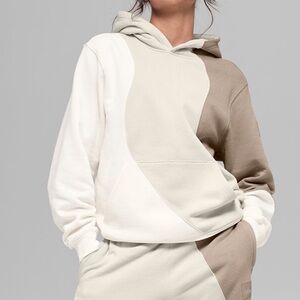 ALO Yoga Make Waves Hoodie